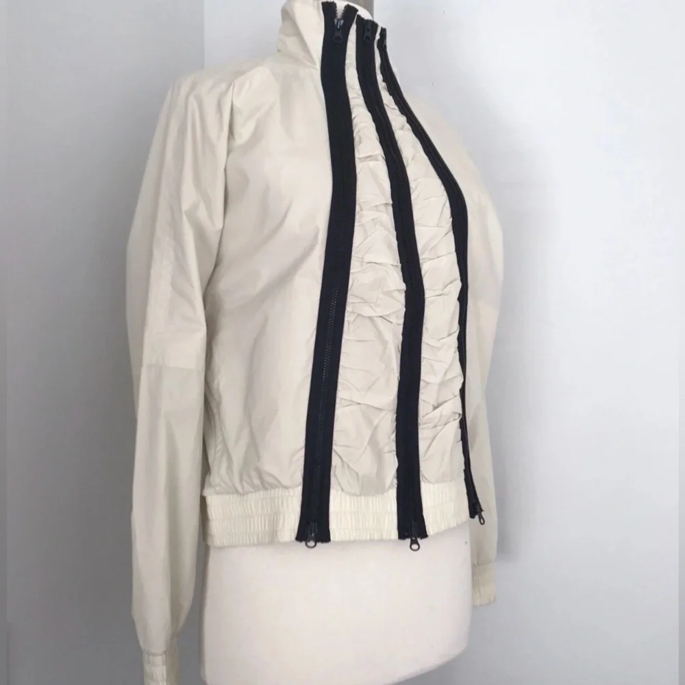 Stella McCartney NYLON THREE FULL ZIP FRONT CLOSURE LINED ZIP POCKET JACKET - Picture 3 of 12